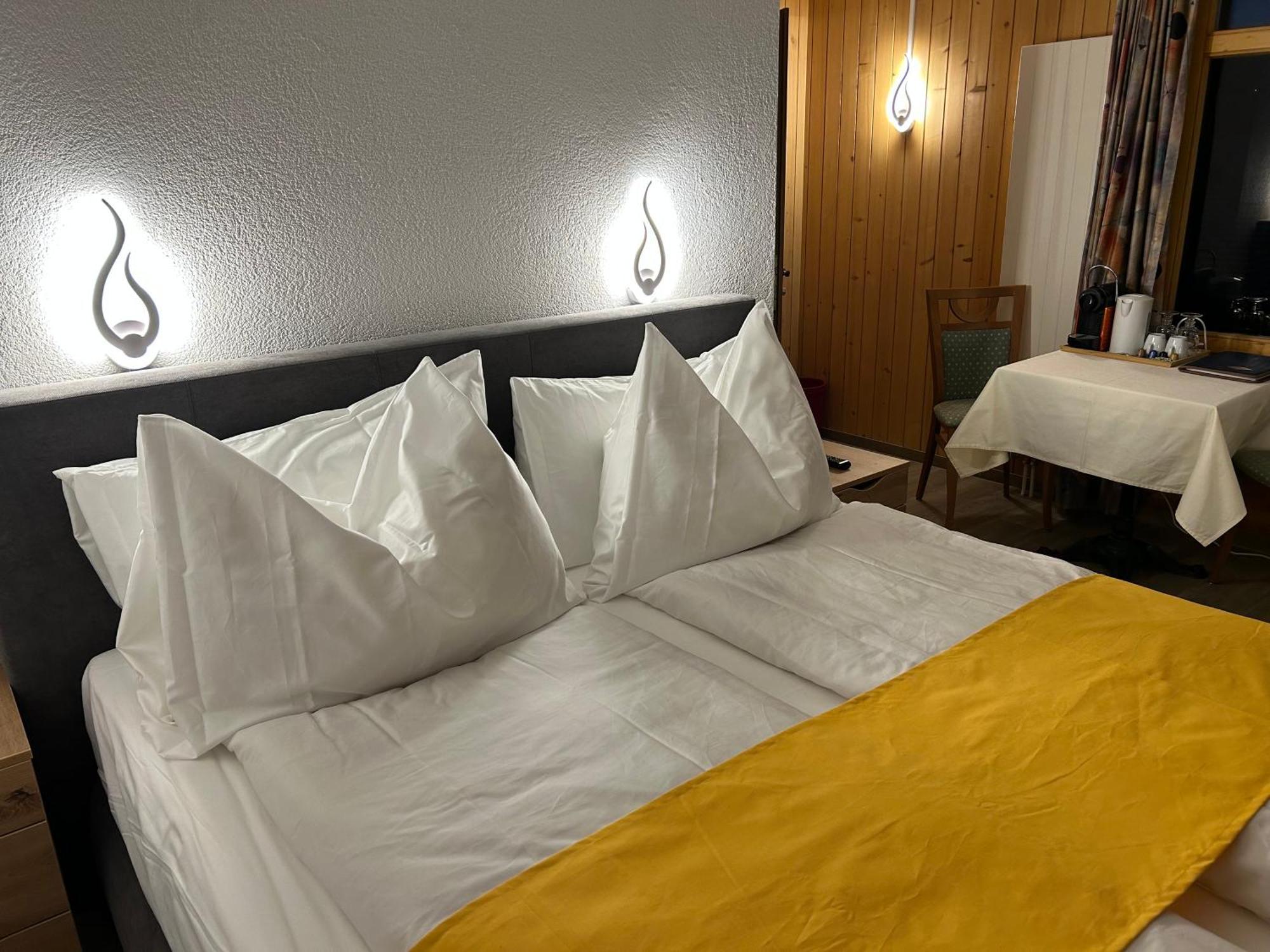 Post Hotel Vista Zweisimmen Extérieur photo